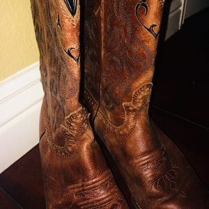 Justin Cowboy boots
